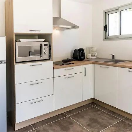 En Pierre U Pinu, 2 Personnes, Muratello, 6 Kms De Vecchio Πόρτο Βέκιο